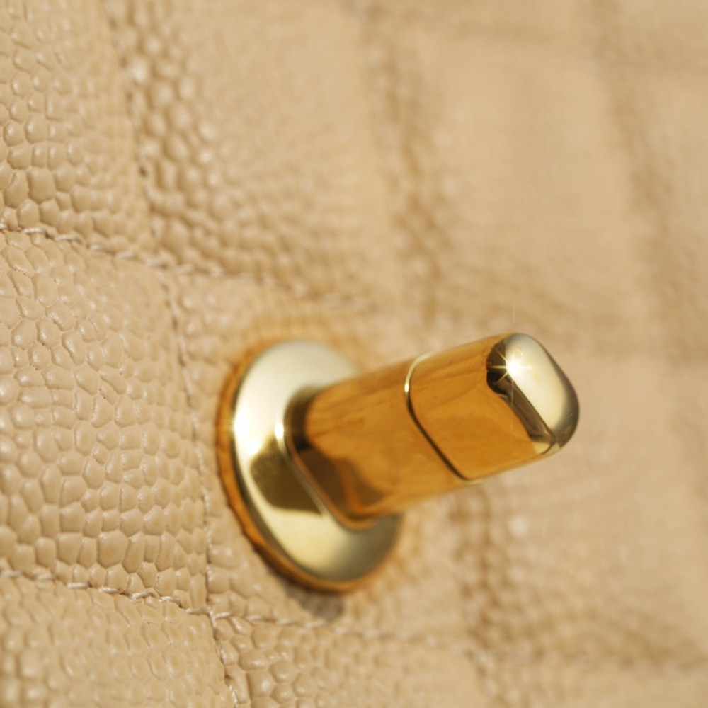 CHANEL MEDIUM DOUBLE FLAP BAG CHANEL MEDIUM DOUBLE FLAP BAG