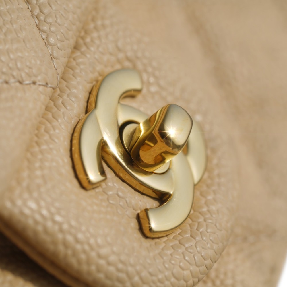 CHANEL MEDIUM DOUBLE FLAP BAG CHANEL MEDIUM DOUBLE FLAP BAG