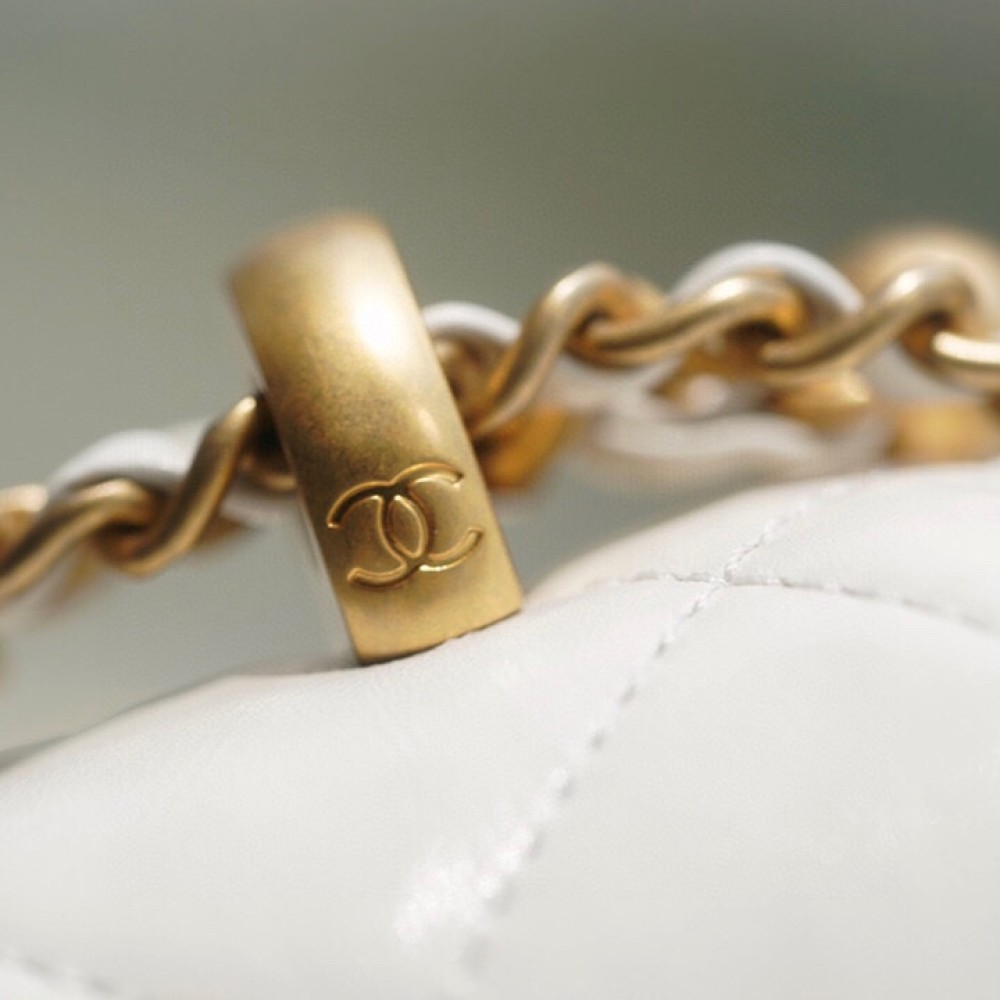 CHANEL MINI PERFECT FIT FLAP BAG CHANEL MINI PERFECT FIT FLAP BAG