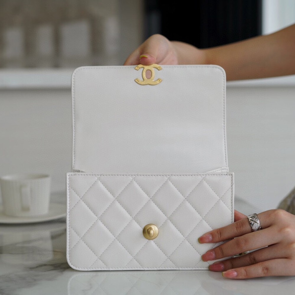 CHANEL MINI PERFECT FIT FLAP BAG CHANEL MINI PERFECT FIT FLAP BAG