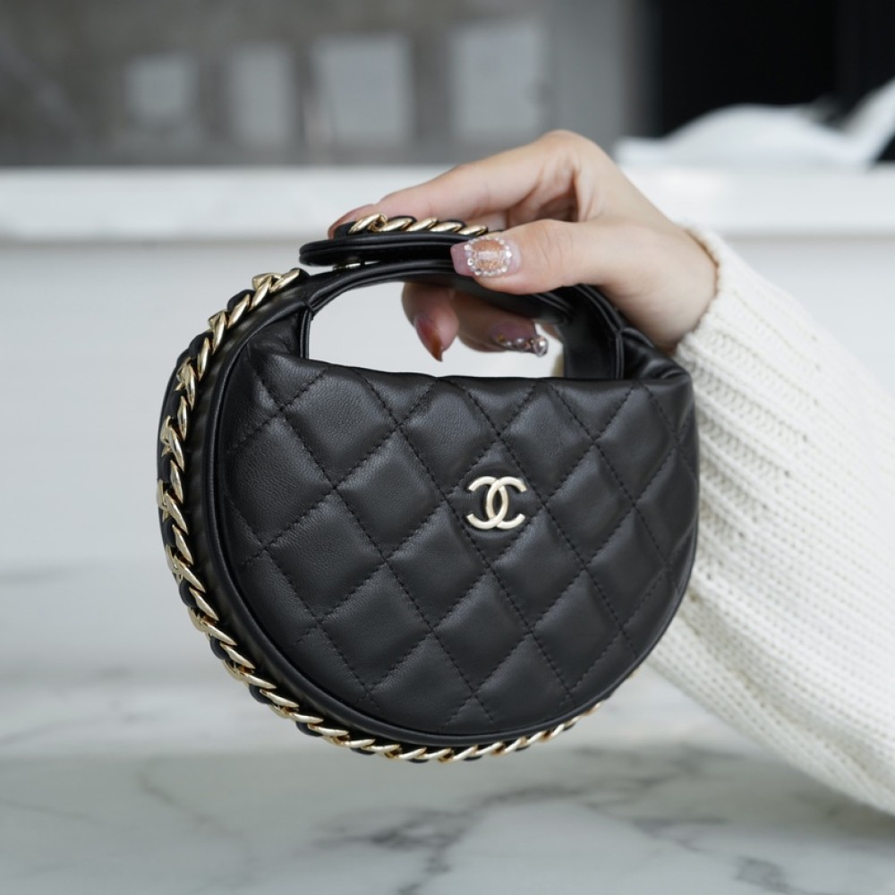 CHANEL AROUND POUCH HOBO BAG CHANEL AROUND POUCH HOBO BAG