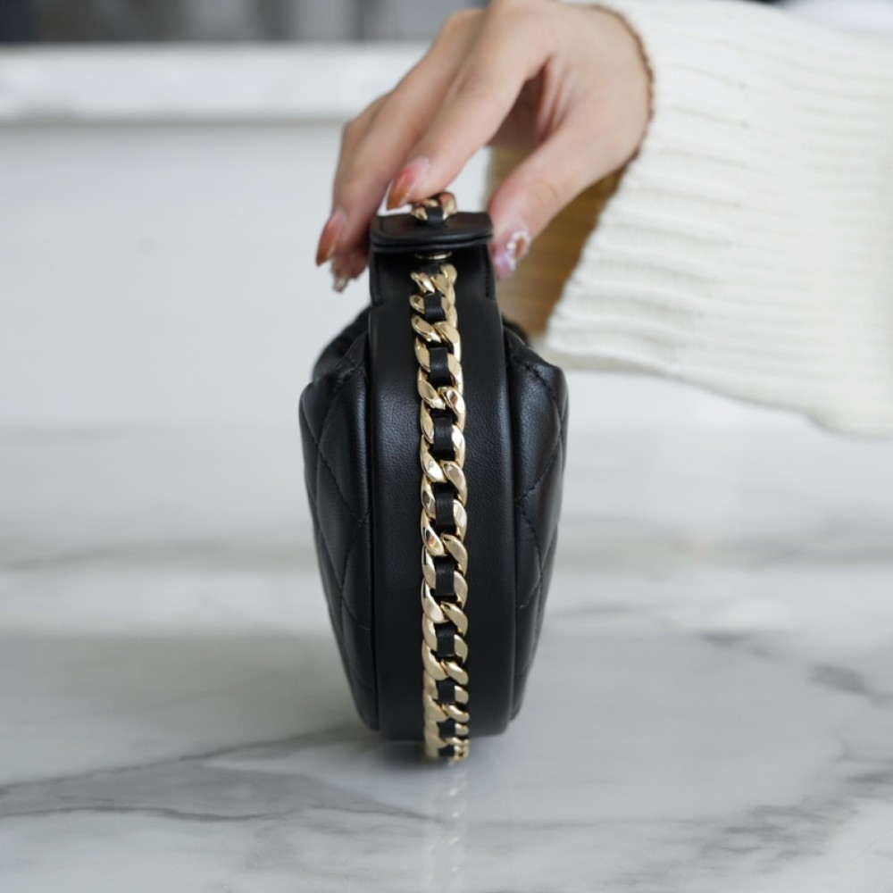 CHANEL AROUND POUCH HOBO BAG CHANEL AROUND POUCH HOBO BAG