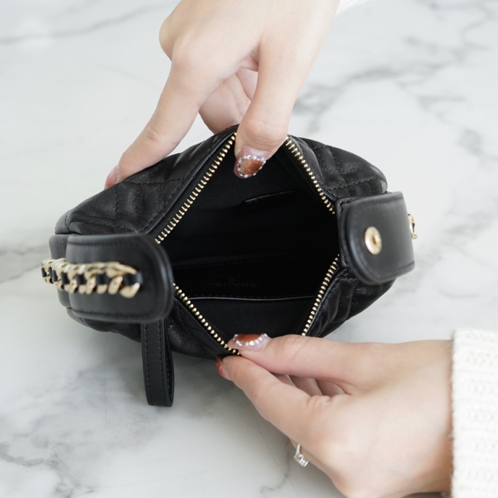 CHANEL AROUND POUCH HOBO BAG CHANEL AROUND POUCH HOBO BAG