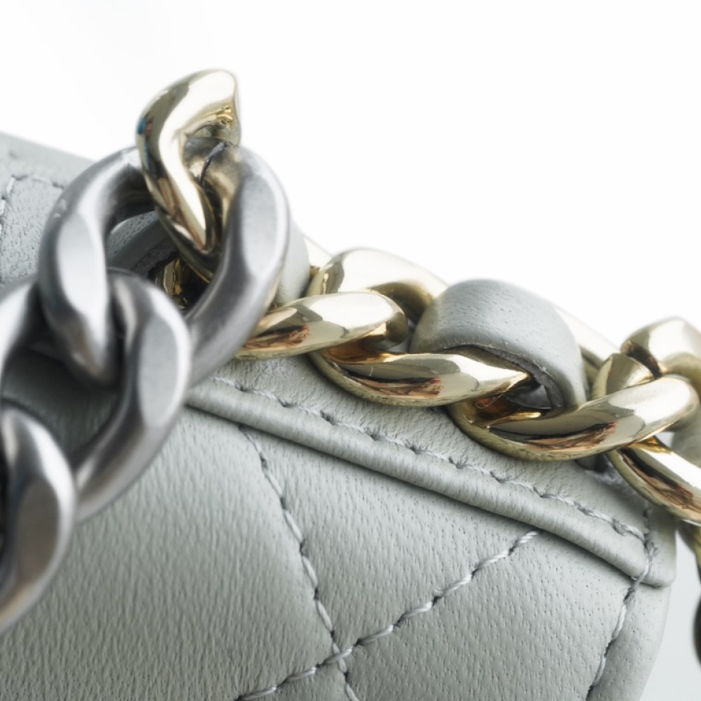 CHANEL 19 WALLET ON CHAIN CHANEL 19 WALLET ON CHAIN