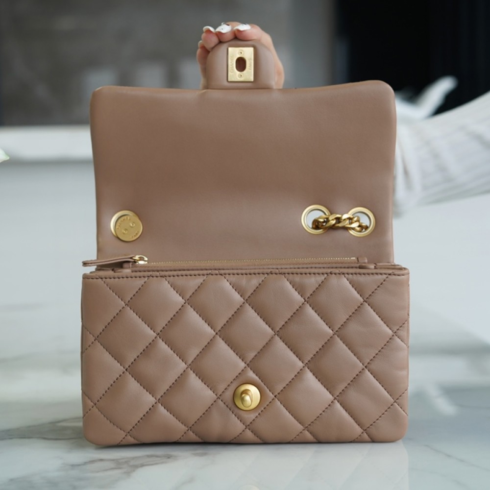 CHANEL MEDIUM PILLOW CRUSH FLAP BAG CHANEL MEDIUM PILLOW CRUSH FLAP BAG
