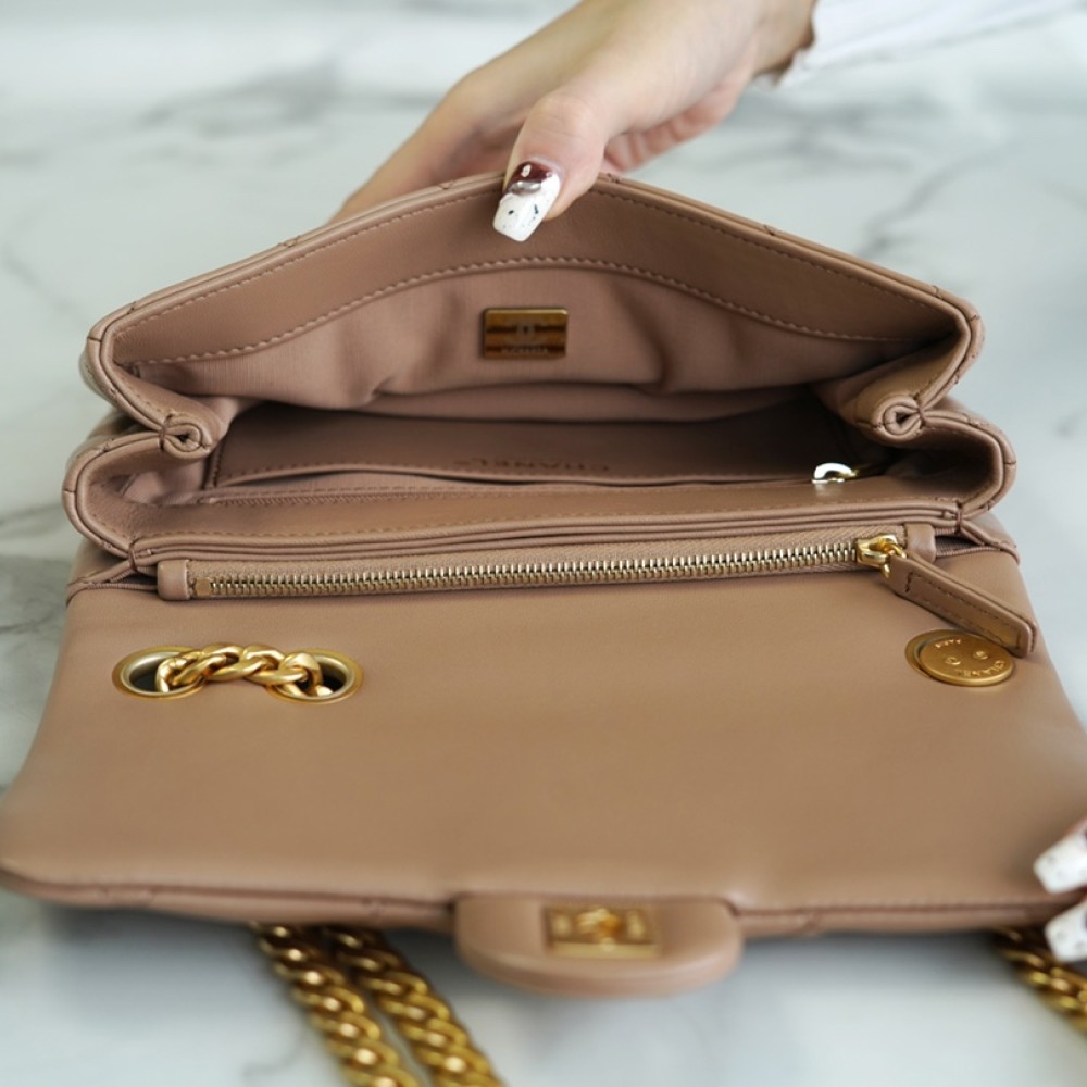 CHANEL MEDIUM PILLOW CRUSH FLAP BAG CHANEL MEDIUM PILLOW CRUSH FLAP BAG