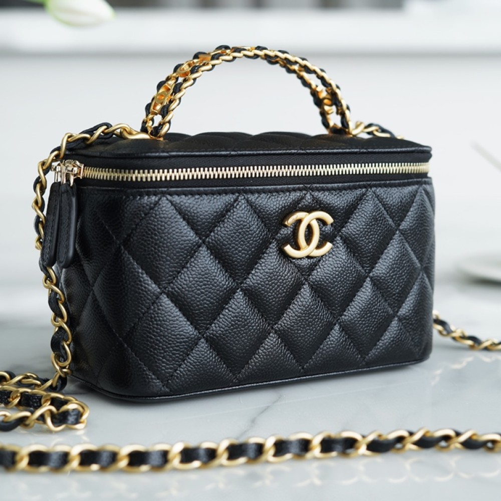 CHANEL PICK ME UP VANITY CACE CHANEL PICK ME UP VANITY CACE
