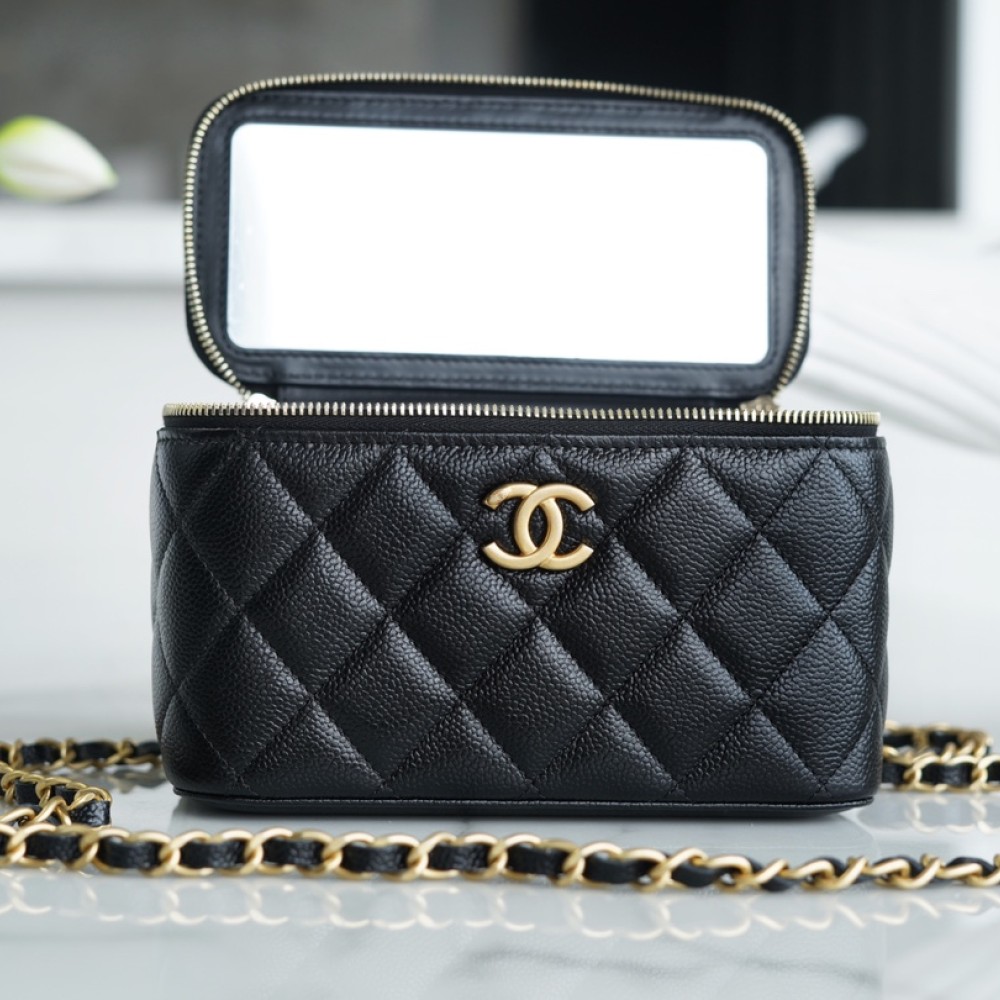 CHANEL PICK ME UP VANITY CACE CHANEL PICK ME UP VANITY CACE