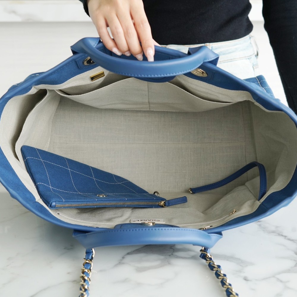 CHANEL MEDIUM DEAUVILLE TOTE BAG CHANEL MEDIUM DEAUVILLE TOTE BAG