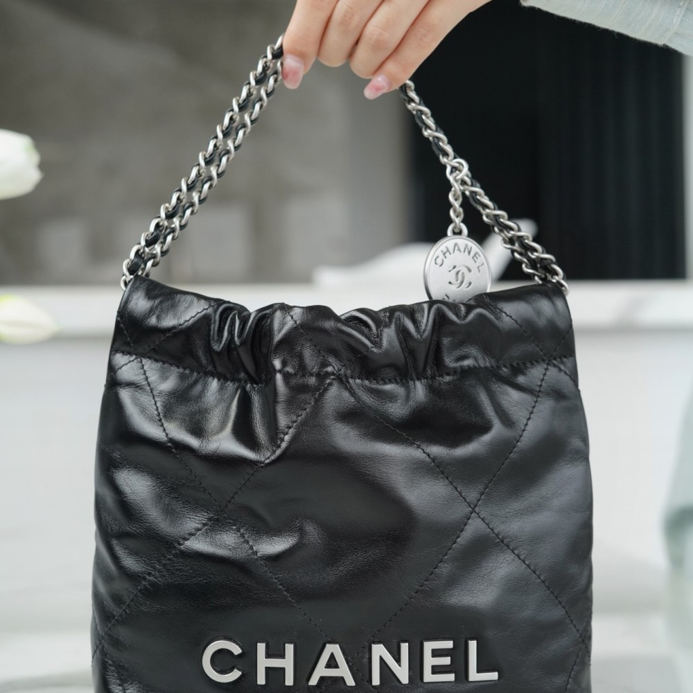 CHANEL 22 MINI BAG CHANEL 22 MINI BAG