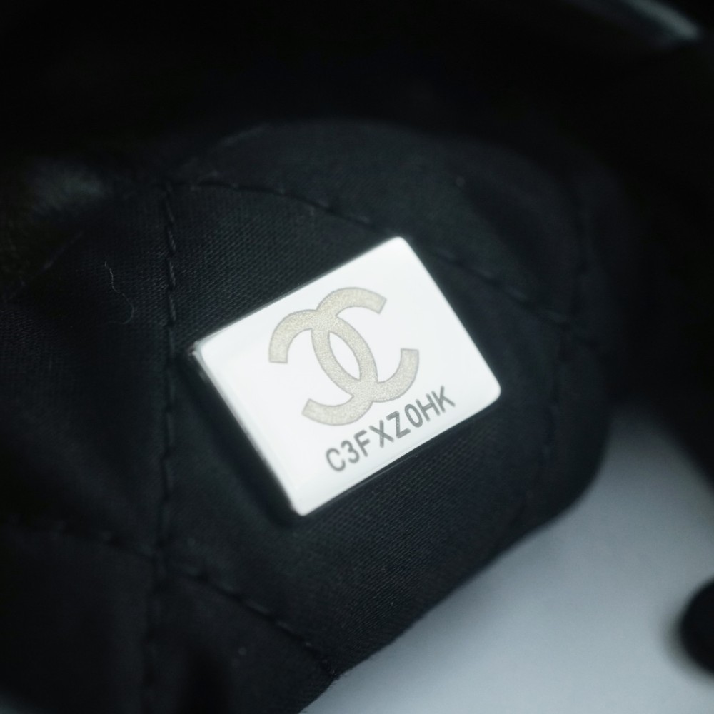 CHANEL 22 MINI BAG CHANEL 22 MINI BAG