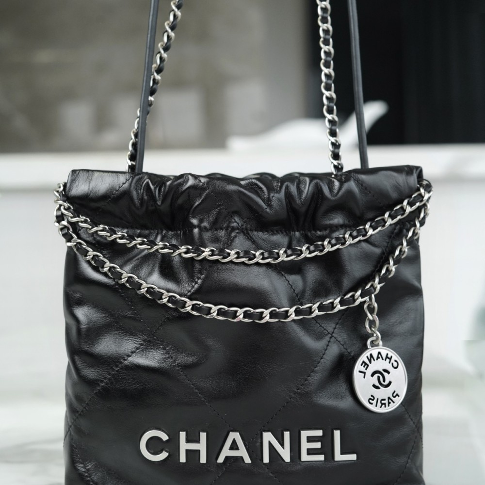 CHANEL 22 MINI BAG CHANEL 22 MINI BAG