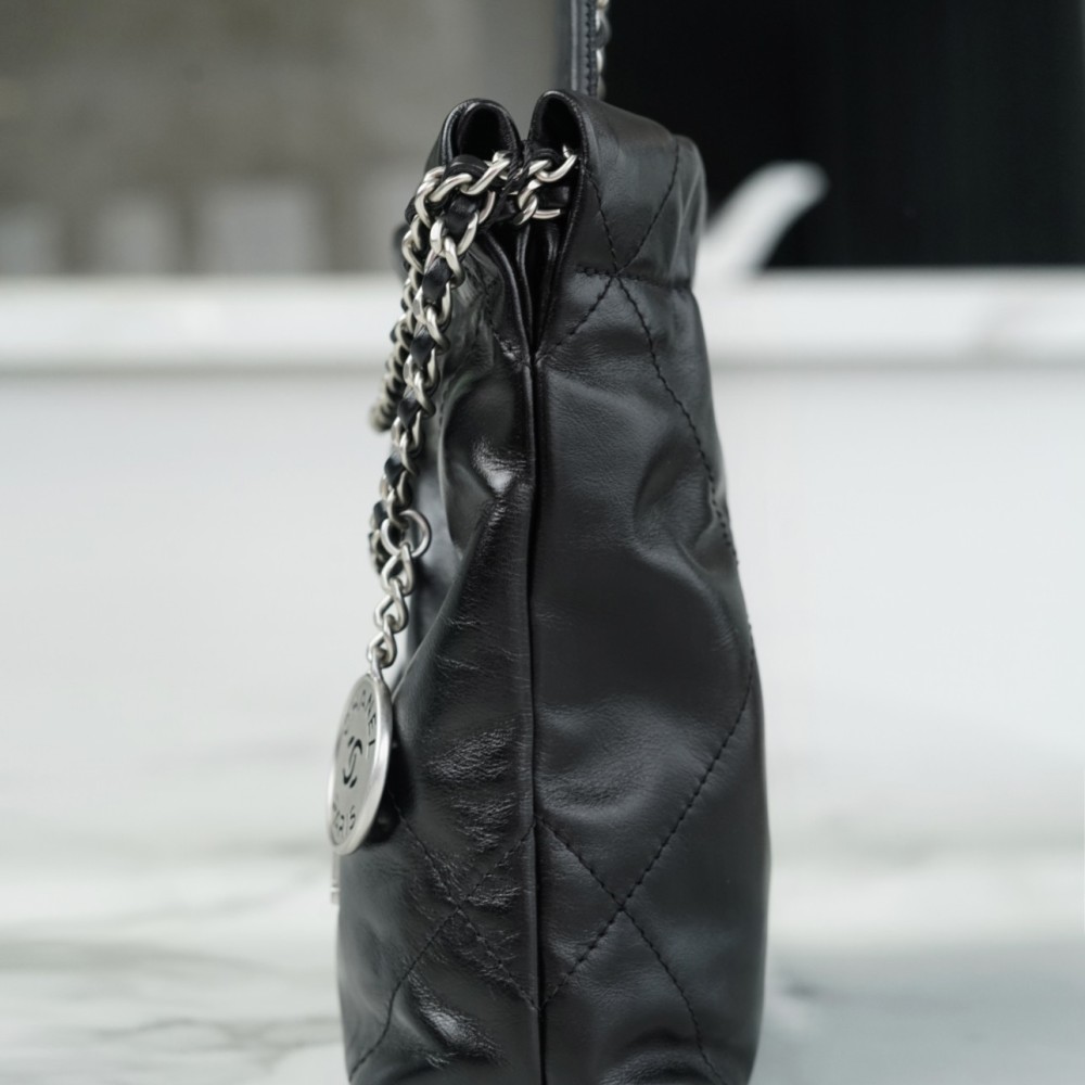 CHANEL 22 MINI BAG CHANEL 22 MINI BAG