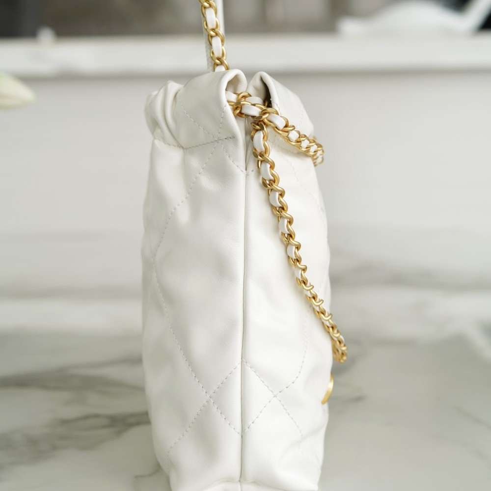 CHANEL 22 MINI BAG CHANEL 22 MINI BAG