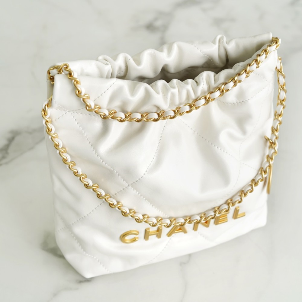 CHANEL 22 MINI BAG CHANEL 22 MINI BAG