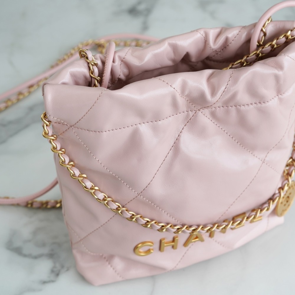 CHANEL 22 MINI BAG CHANEL 22 MINI BAG