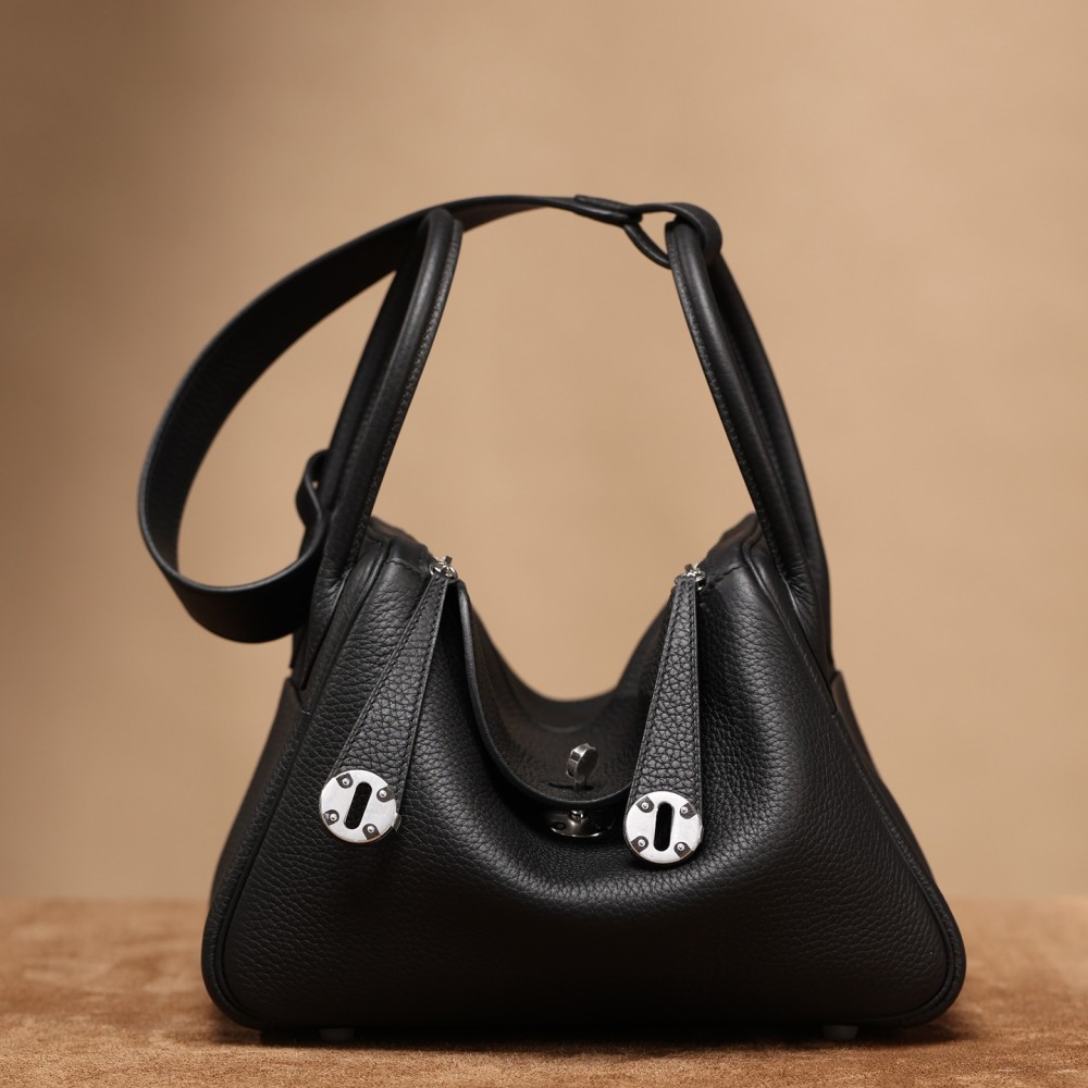 LINDY 26 BLACK TC LINDY 26 BLACK TC