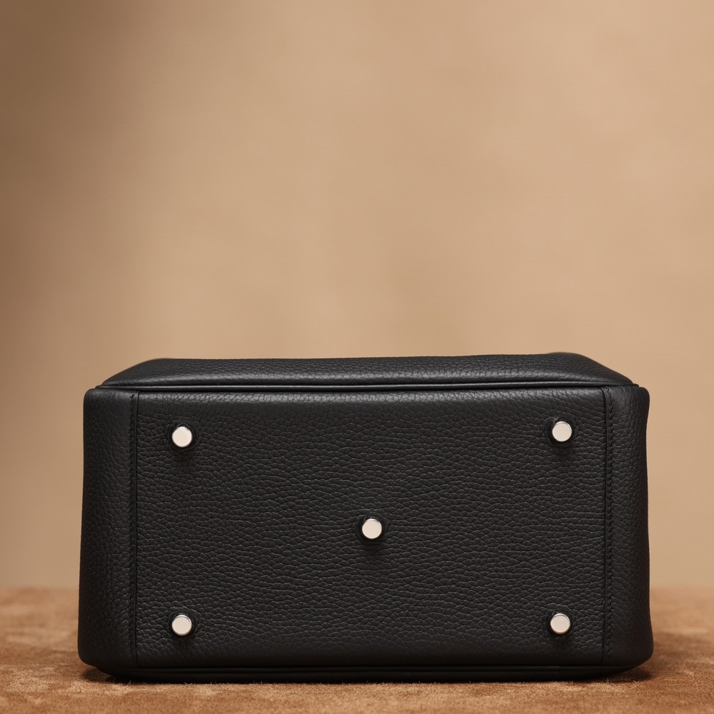 LINDY 26 BLACK TC LINDY 26 BLACK TC