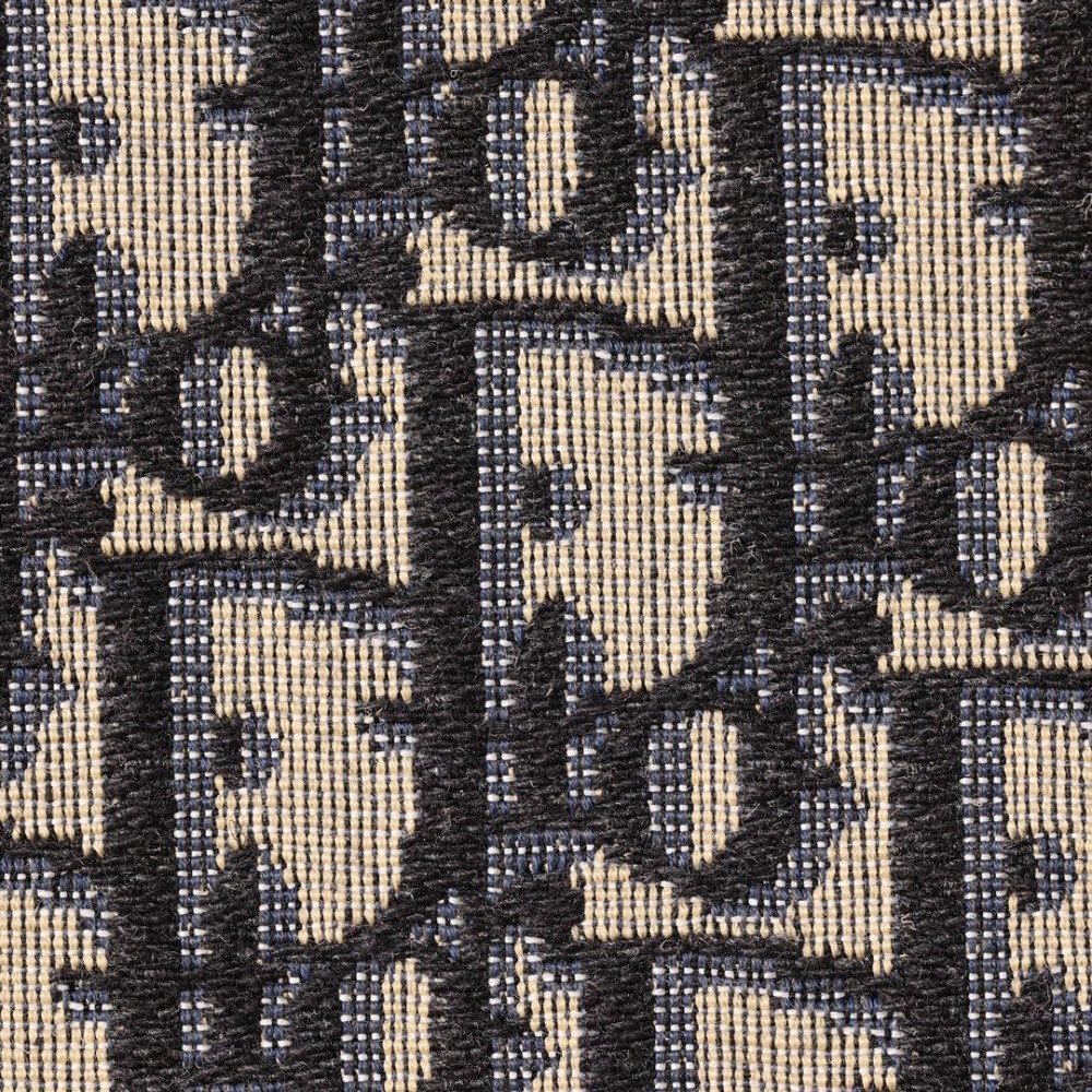 MEDIUM 30 MONTAIGNE POUCH MEDIUM 30 MONTAIGNE POUCH