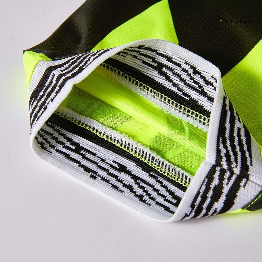 Borussia Dortmund Special Soccer Jersey 2024/25 - Neon Special Borussia Dortmund Special Soccer Jersey 2024/25 - Neon Special