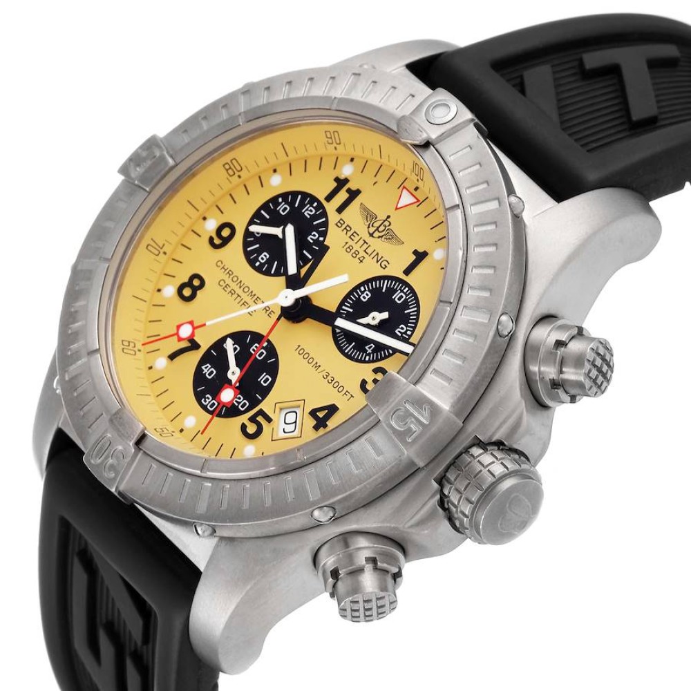 Breitling Aeromarine Chrono Avenger M1 Yellow Dial Titanium Mens Watch E73360 Breitling Aeromarine Chrono Avenger M1 Yellow Dial Titanium Mens Watch E73360
