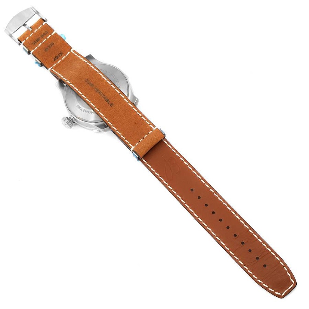 Breitling Navitimer Aviator Super 8 B20 Steel Mens Watch AB2040 Breitling Navitimer Aviator Super 8 B20 Steel Mens Watch AB2040
