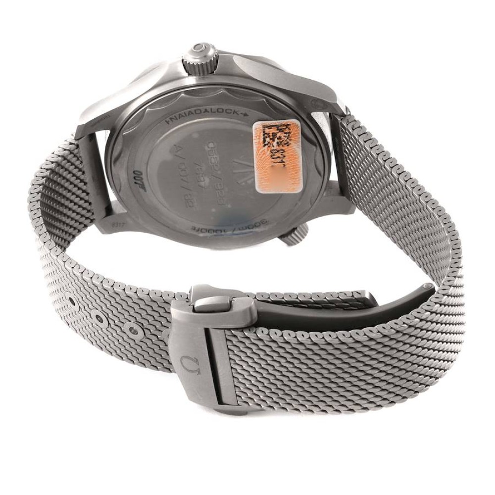 Omega Seamaster 007 Edition Titanium Mens Watch 210.92.42.20.01.001 Omega Seamaster 007 Edition Titanium Mens Watch 210.92.42.20.01.001