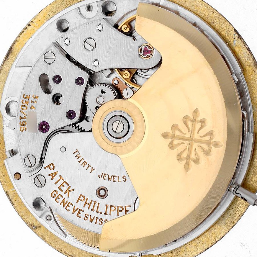 Patek Philippe Nautilus Power Reserve Steel Mens Watch 3710 Patek Philippe Nautilus Power Reserve Steel Mens Watch 3710