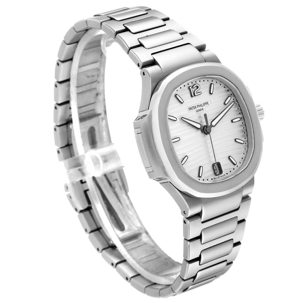 Patek Philippe Nautilus Silver Dial Steel Mens Watch 7118 Patek Philippe Nautilus Silver Dial Steel Mens Watch 7118