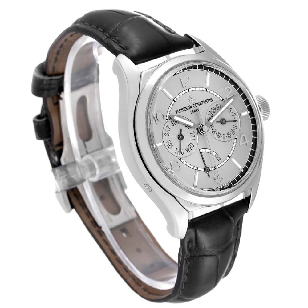 Vacheron Constantin FiftySix Day-Date Silver Dial Steel Mens Watch 4400E Vacheron Constantin FiftySix Day-Date Silver Dial Steel Mens Watch 4400E